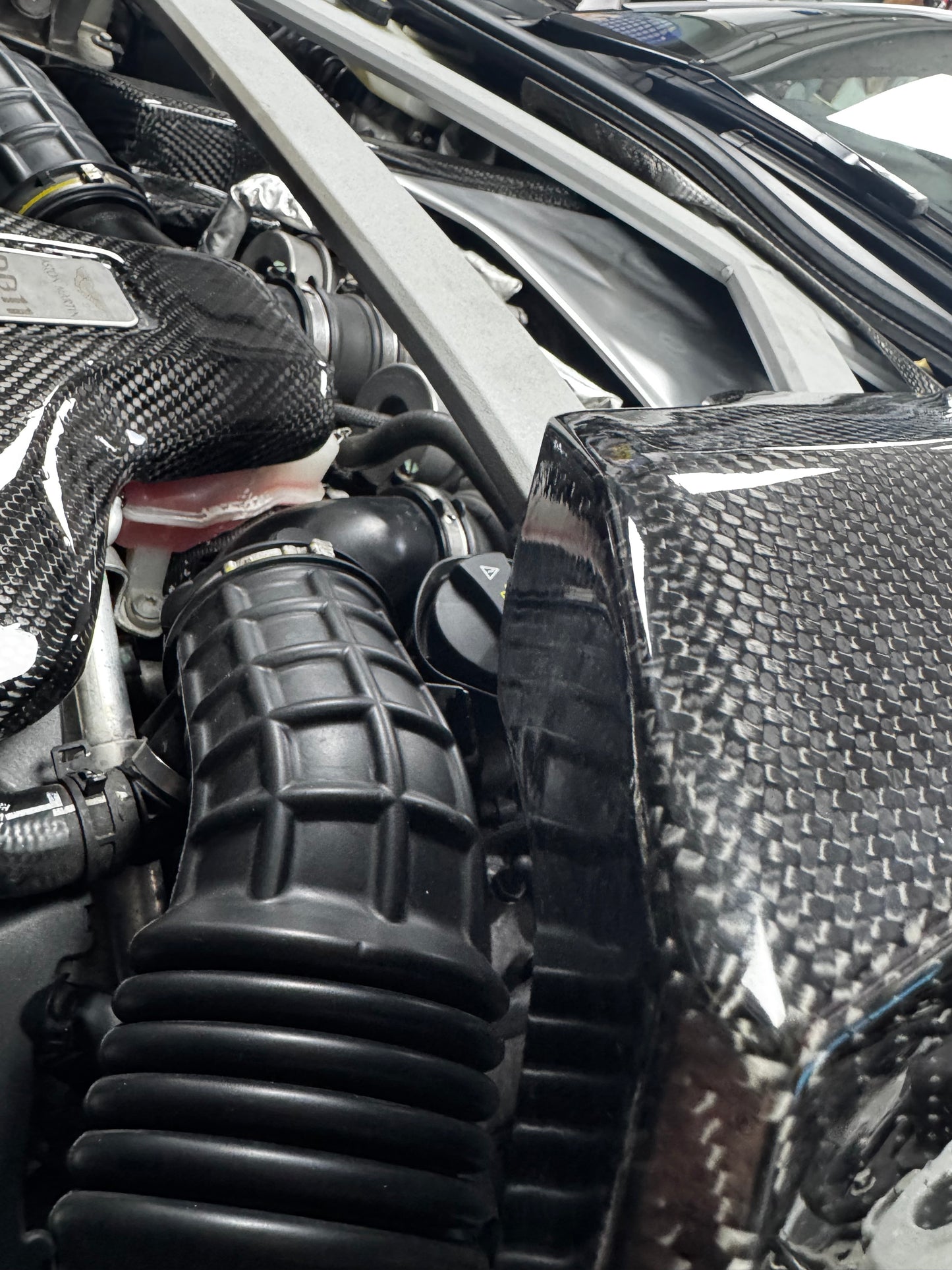 Aston Martin v8 DB11/Vantage carbon fibre engine cover set